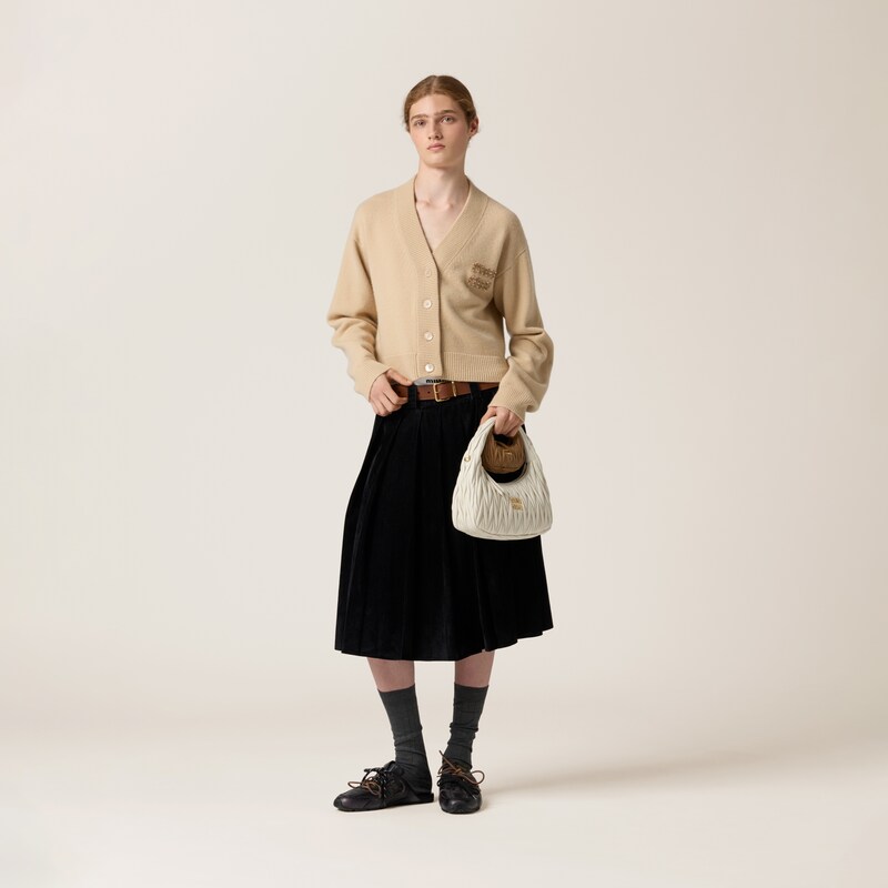 Cardigan en cachemire brodé