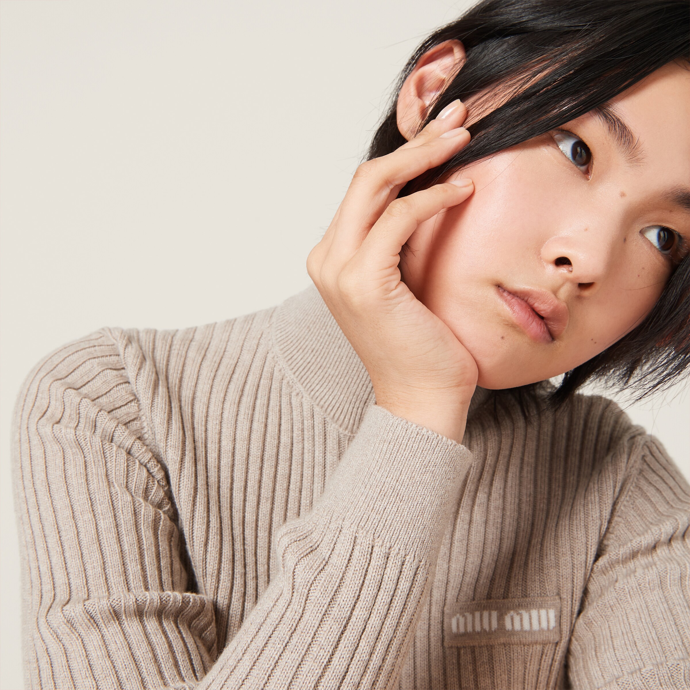 miu miu アイボリー リブ編み カーディガン
