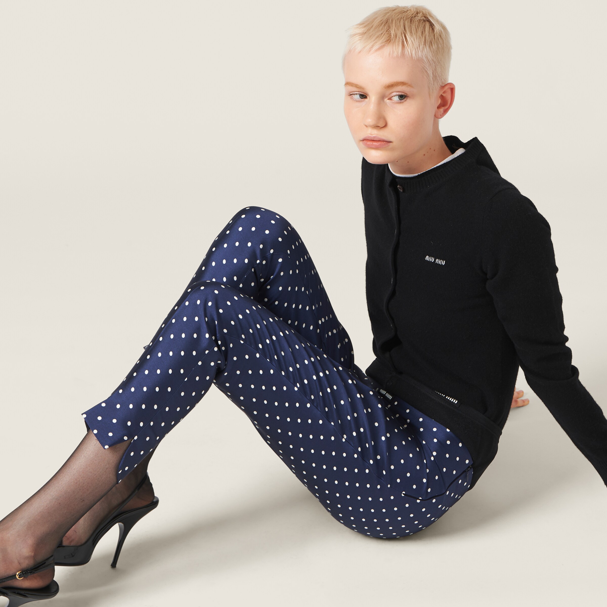 【送料&関税込】Miu Miu Black BouclA£AC Cardigan Miu Miu Logo Zip-Up Cardigan - Black | Editorialist