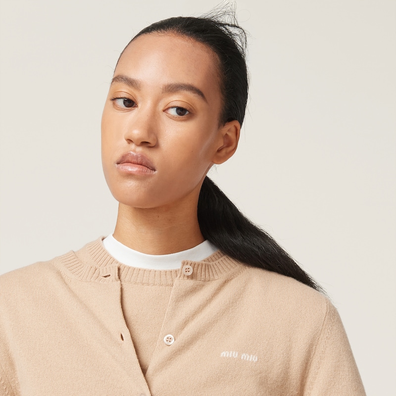 Cashmere knit cardigan