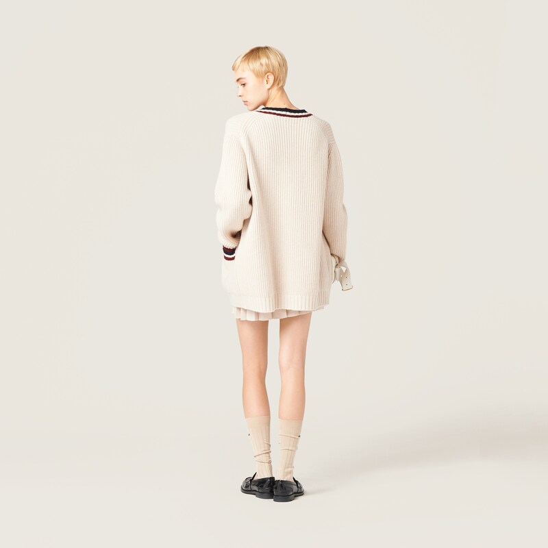 Cashmere knit cardigan