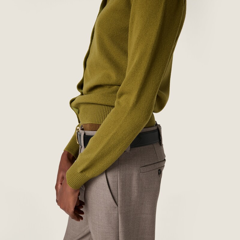 Cashmere cardigan with collar