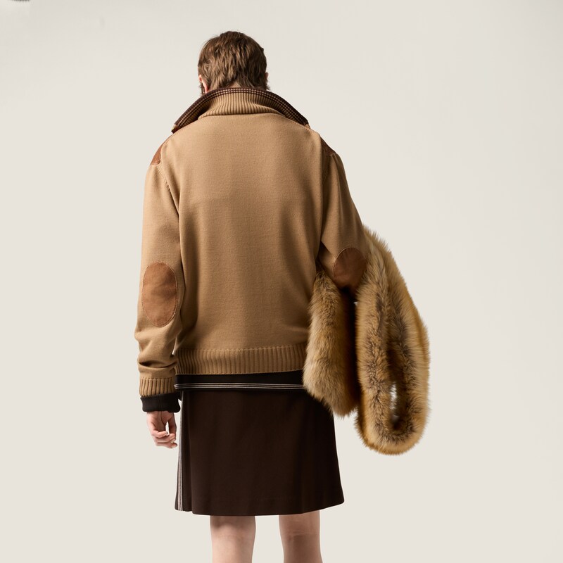 Cárdigan de lana y piel con cremallera