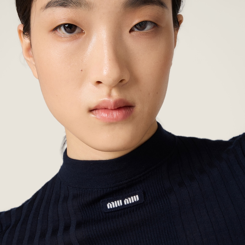 Ribbed knit wool sweater