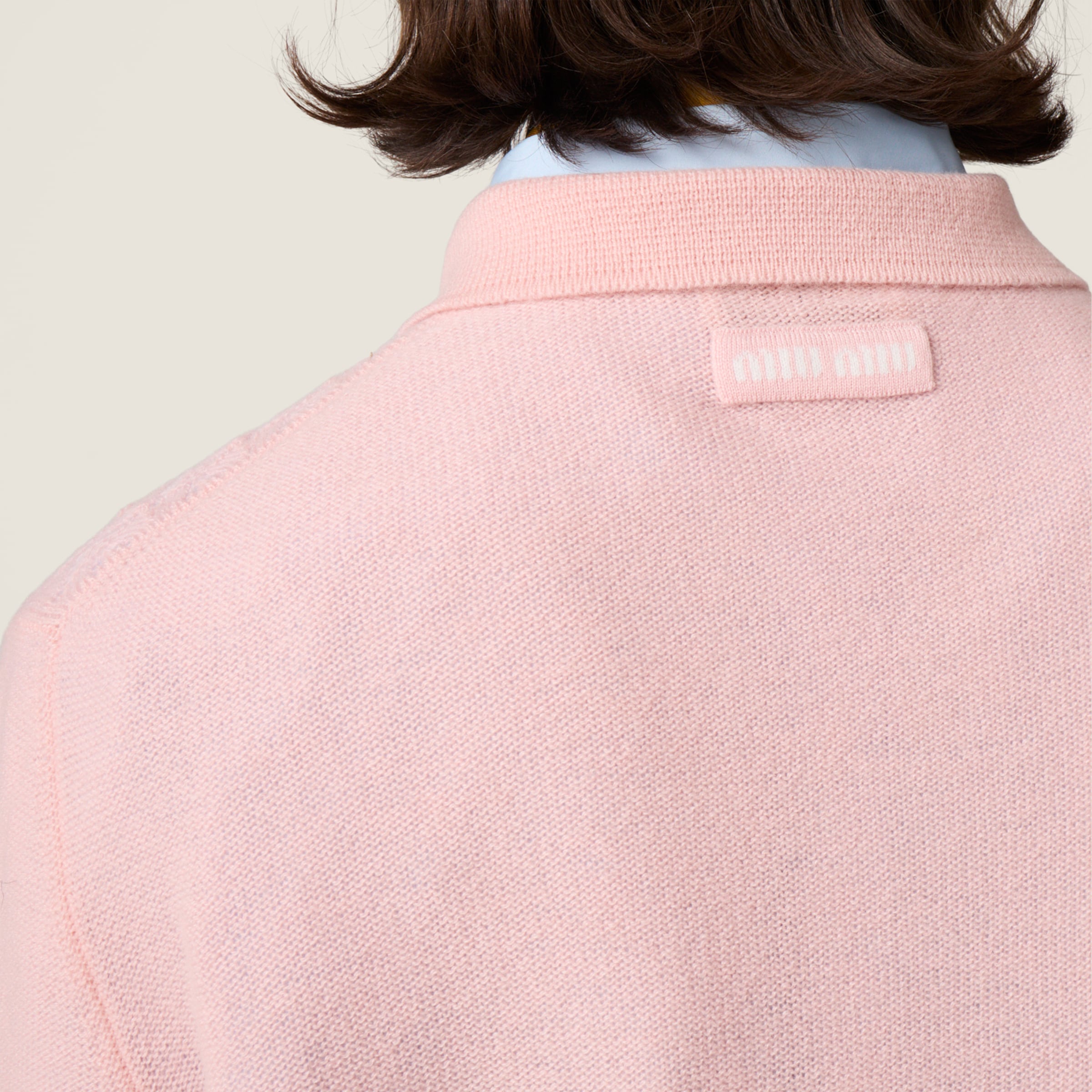 Cashmere V-neck sweater - thumbnail 6