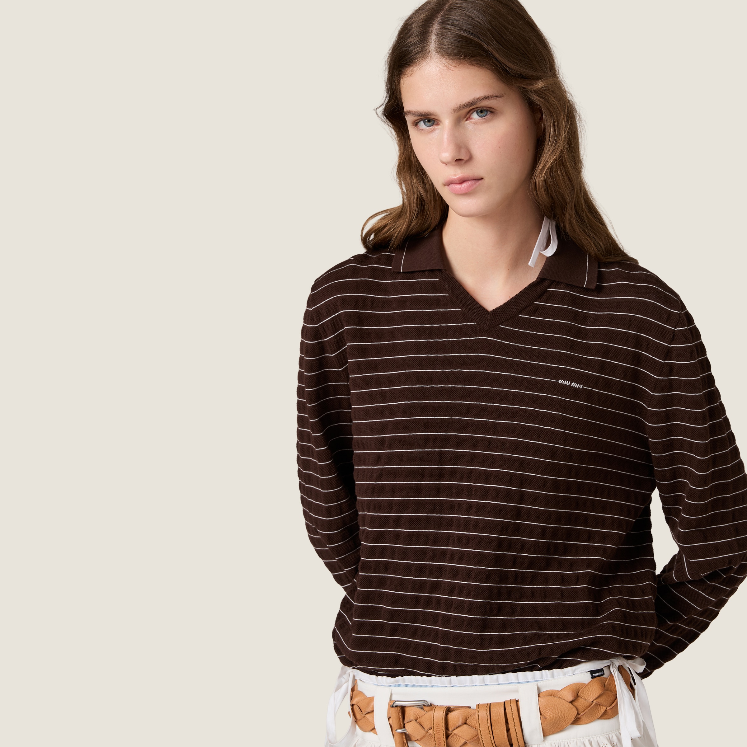 V-neck cotton sweater - thumbnail 4