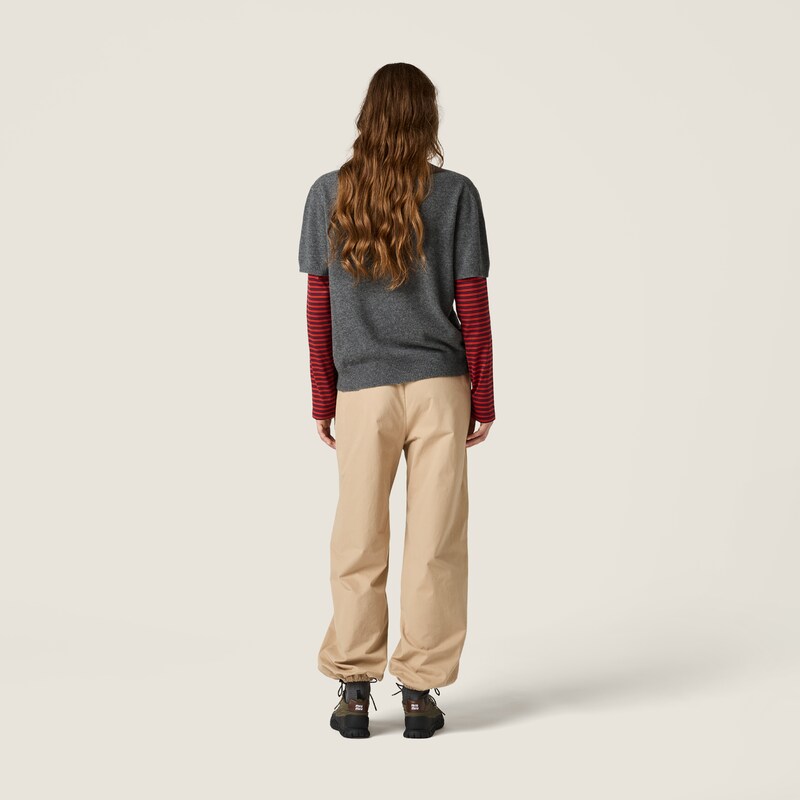 Pullover aus Kaschmir und Jersey