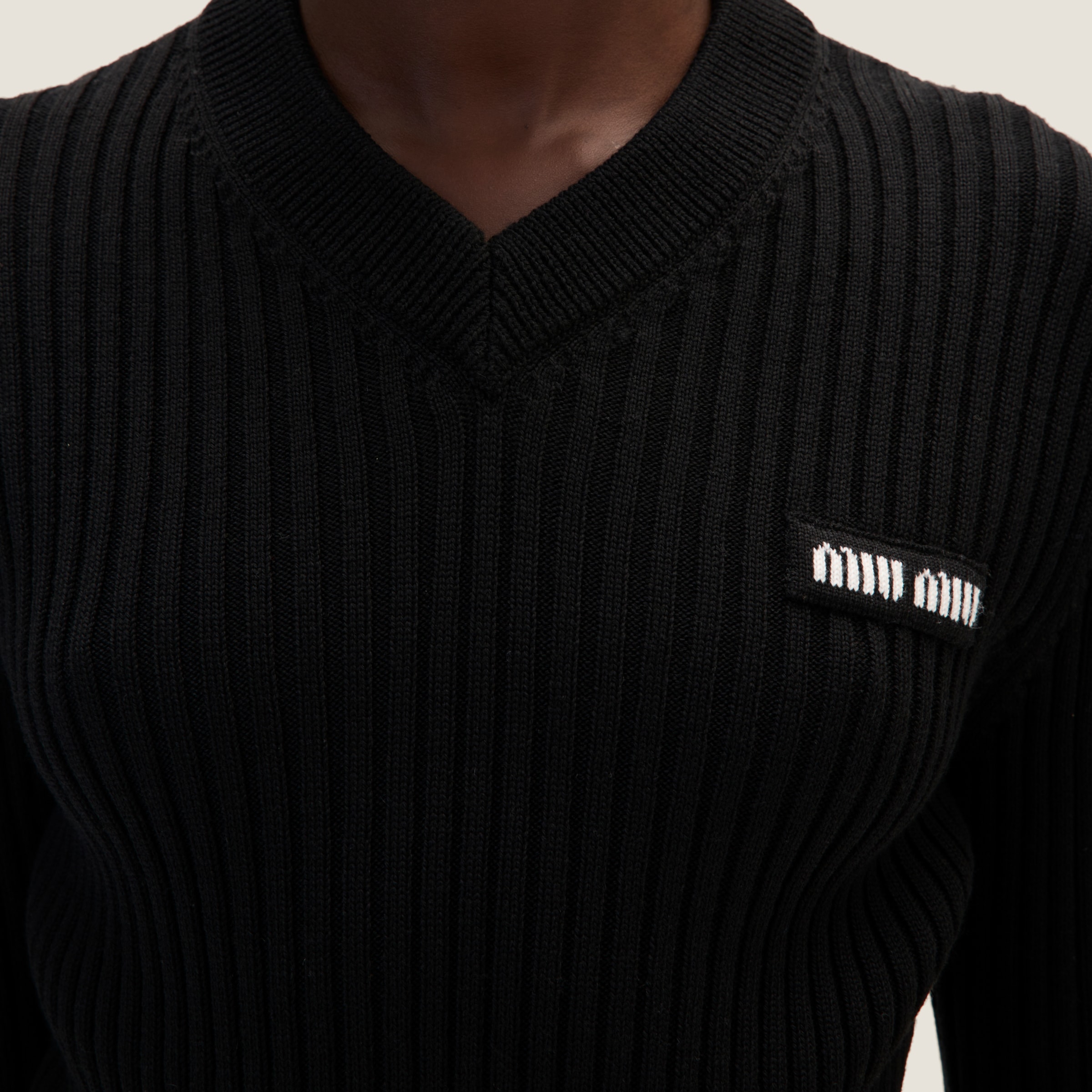 Miu Miu Cropped Wool Sweater In Black