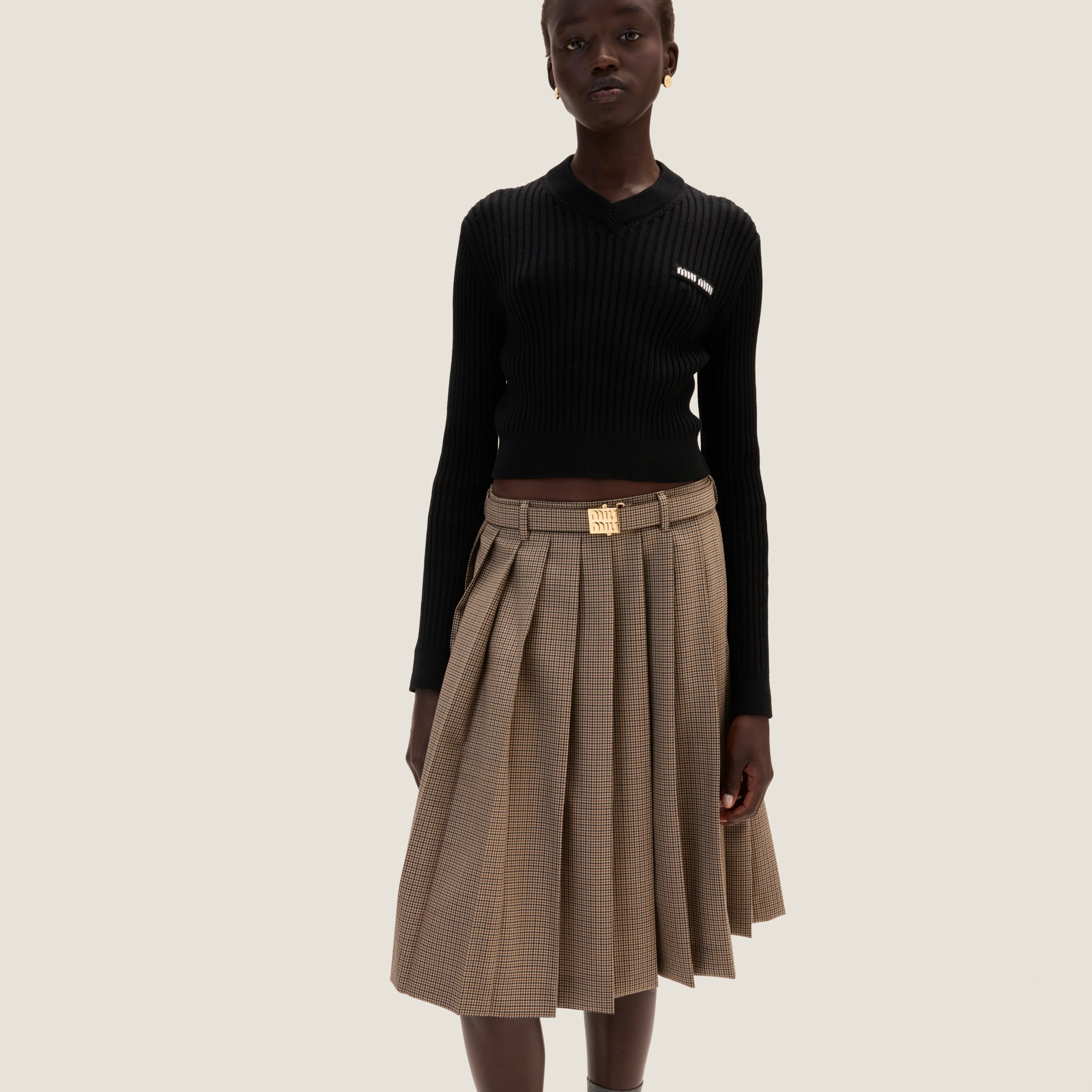 Miu Miu Cropped Wool Sweater In Black