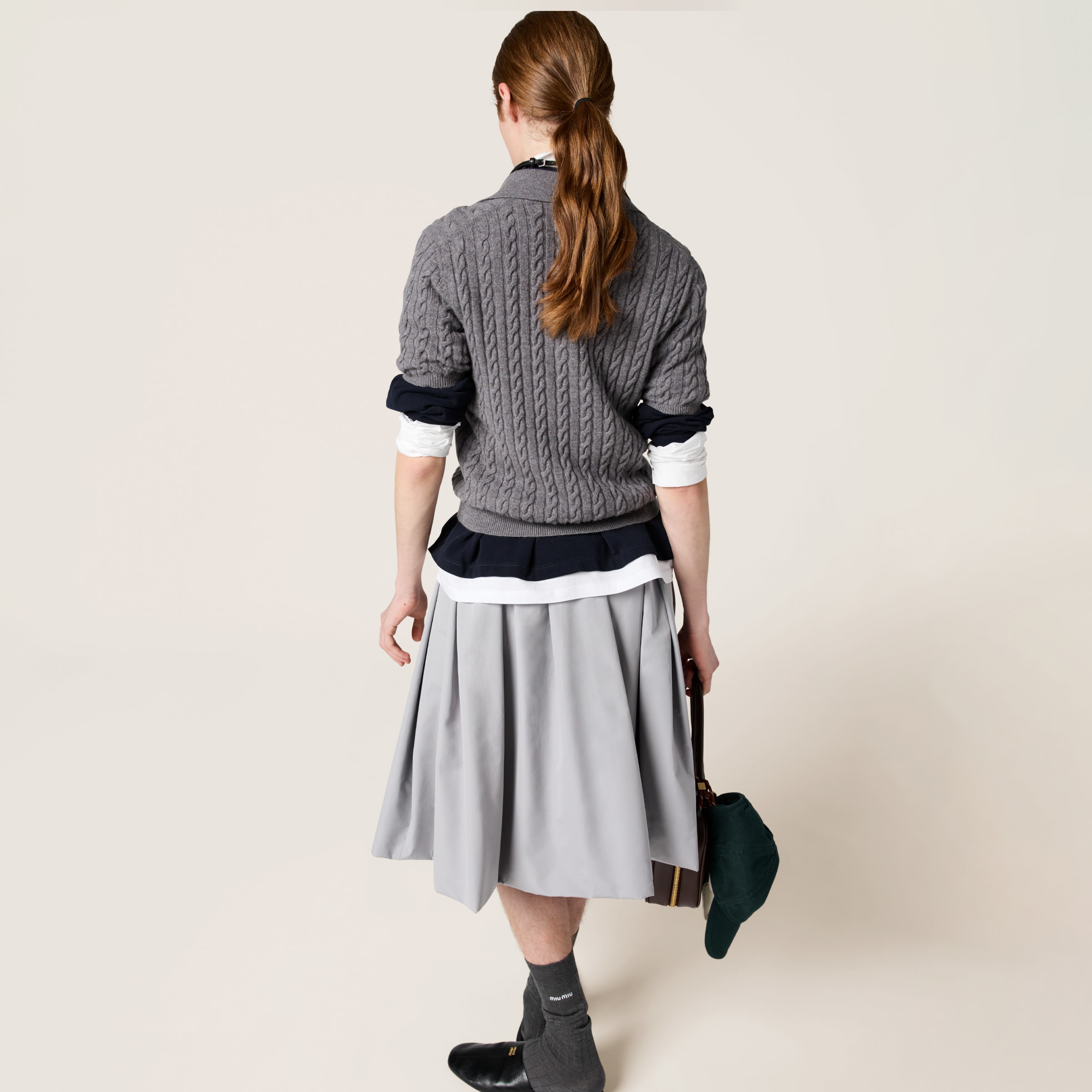MIU MIU ミュウミュウ グレー ポロシャツスタイル スウェットs