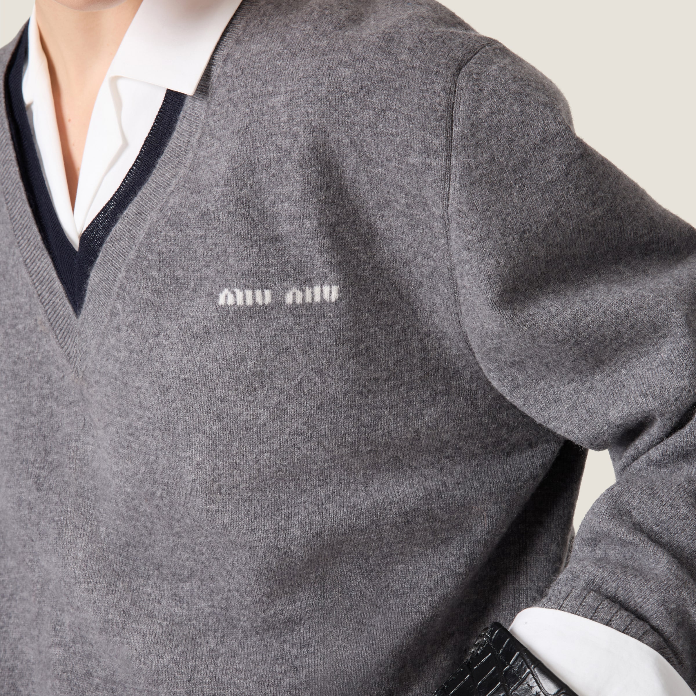 Shop Miu Miu Silk And Cashmere V-neck Sweater In Grey+blue