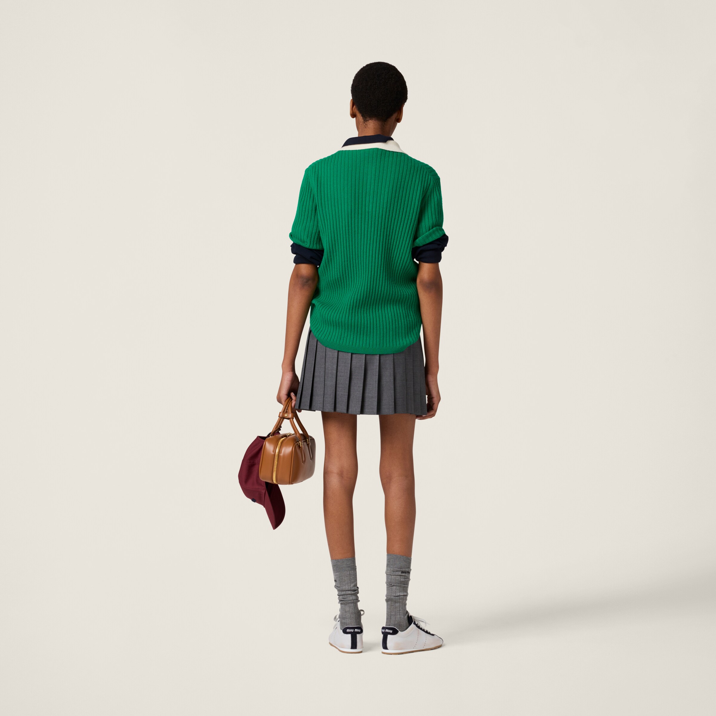 Miu Miu 葉柄グリーンタイトスカート 38 Miu Miu 葉柄グリーンタイトスカート 38