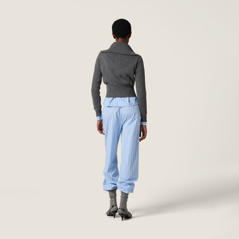 เสื้อสเวตเตอร์ผ้าแคชเมียร์แบบซิปครึ่งตัว