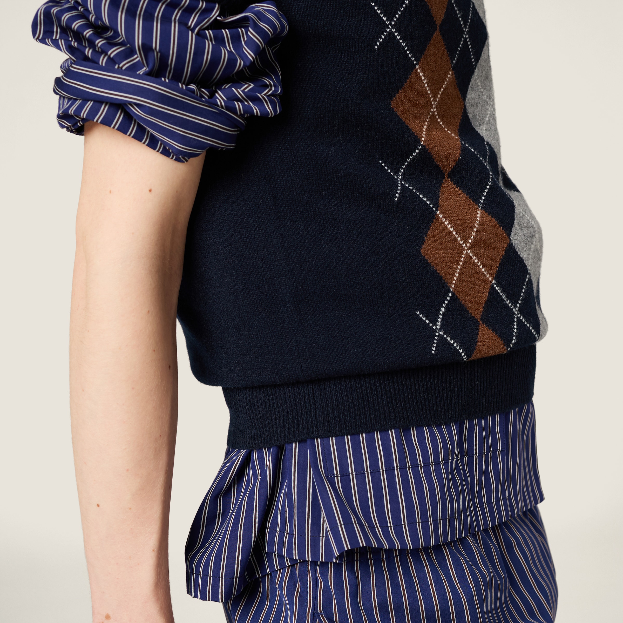 miu miu ネイビー クルーネックセーター Miu Miu Navy Blue Virgin Wool Sweater | italist