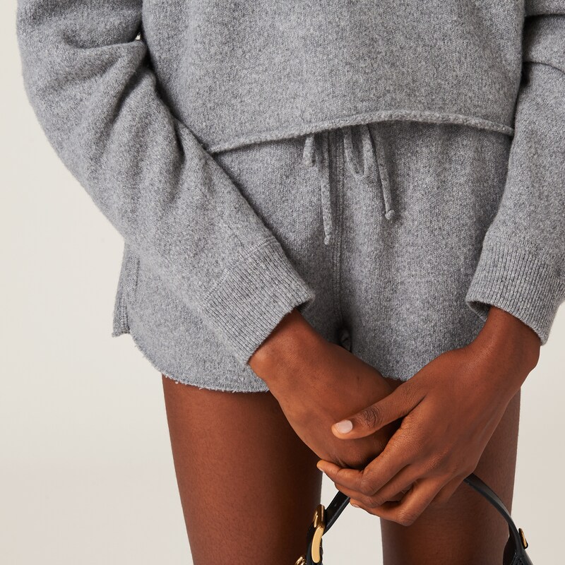 Wool and cashmere shorts
