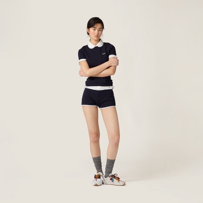 Technical yarn shorts