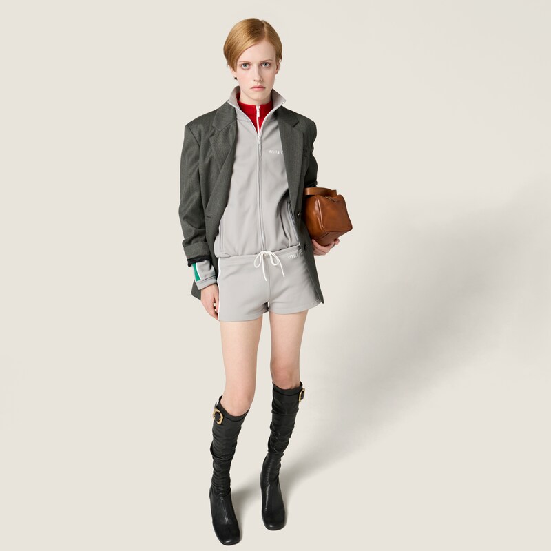 Technical yarn shorts