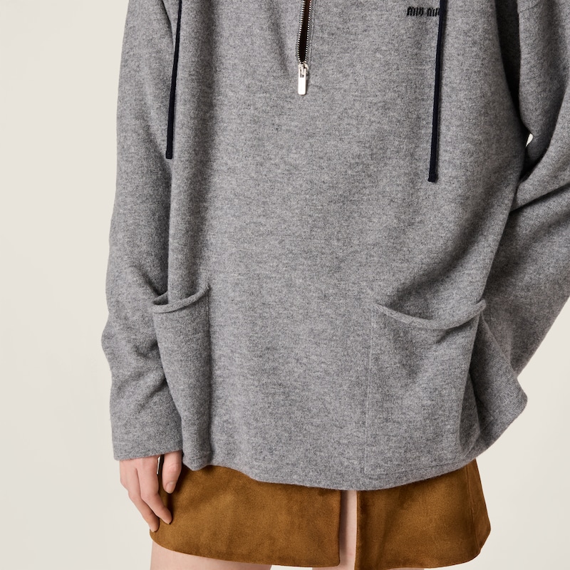 Suéter de cachemir con media cremallera