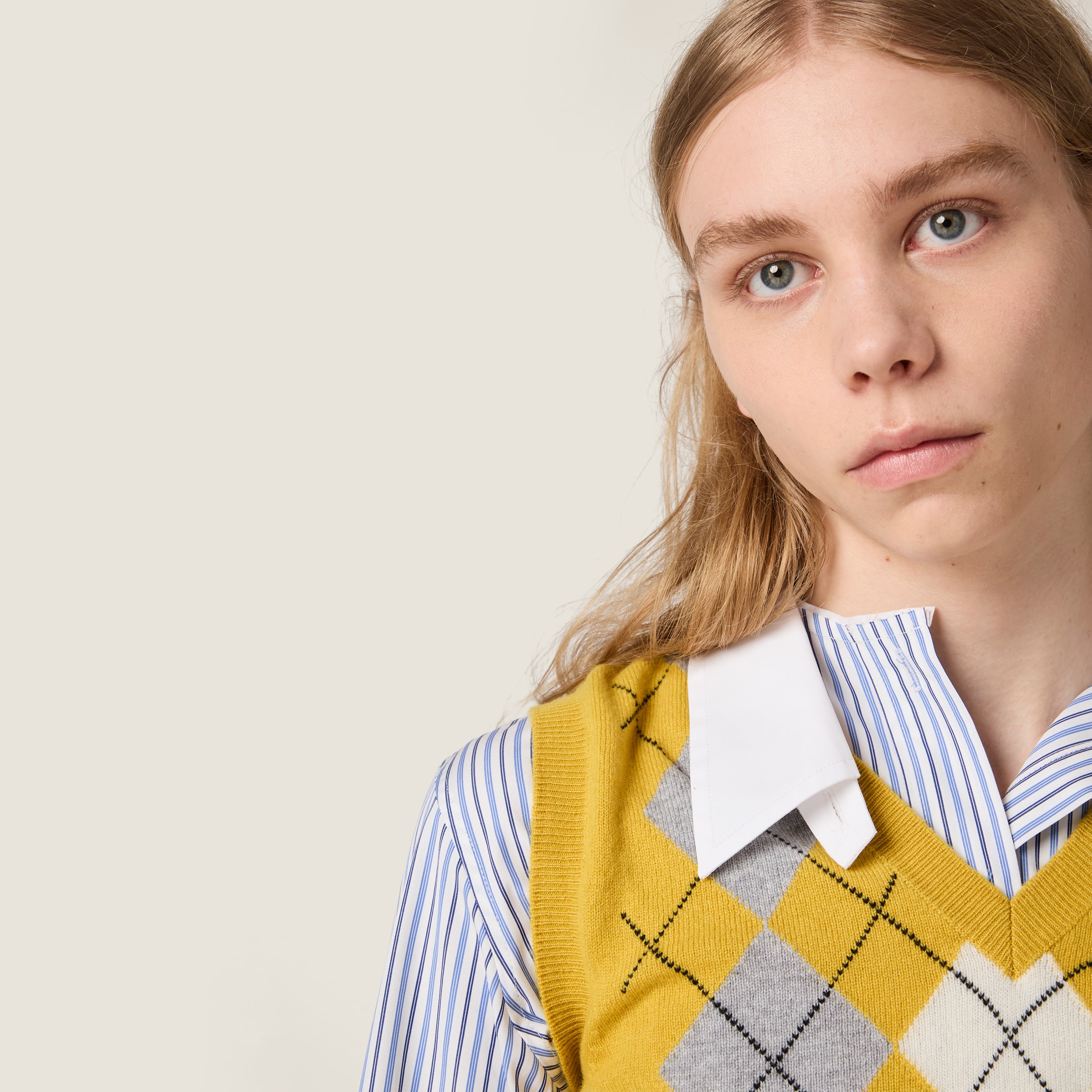 Miu Miu Cashmere Vest In Yellow