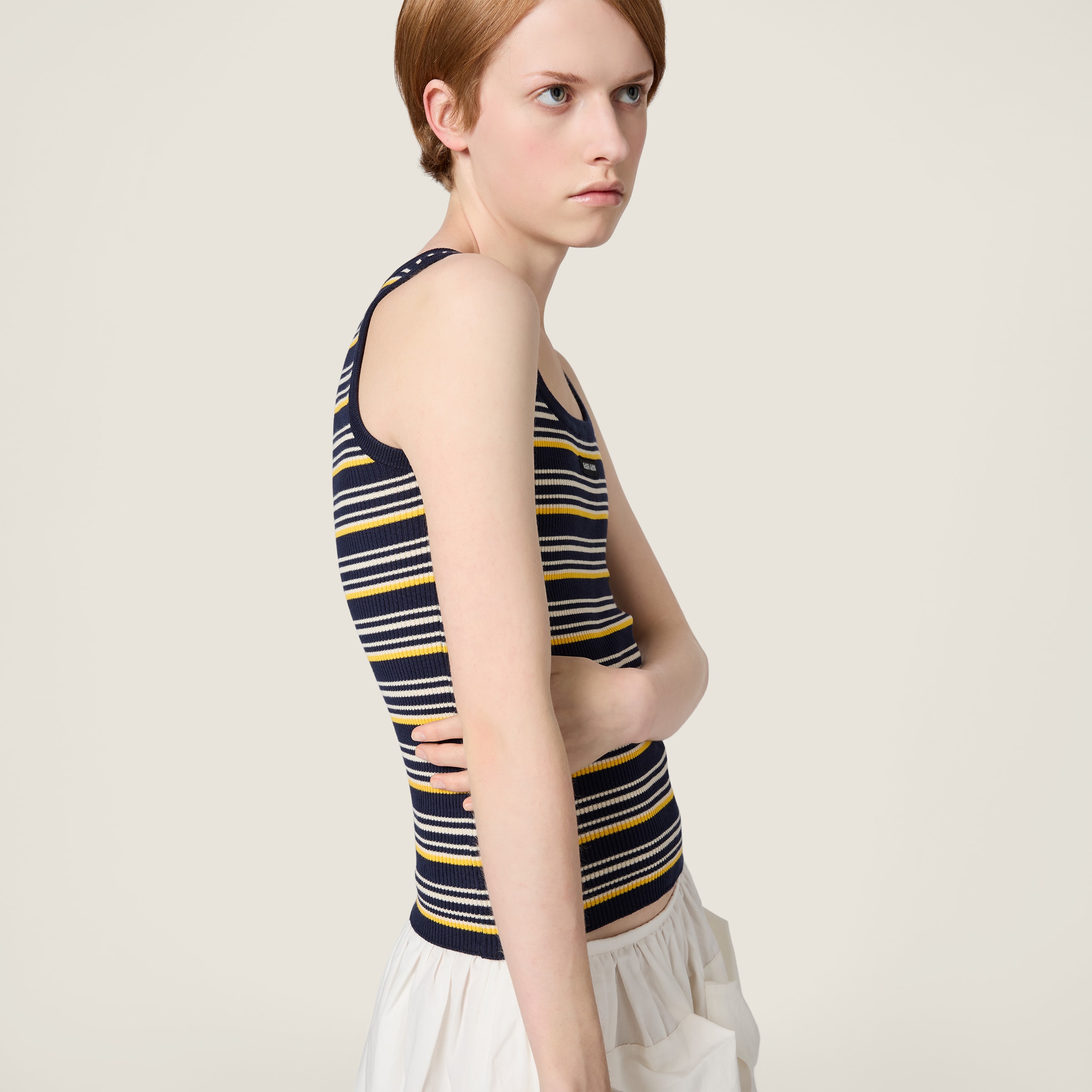 トップス MIUMIU Navy Short Tank Top Miu Miu Sleeveless Cropped Top in Navy | FWRD