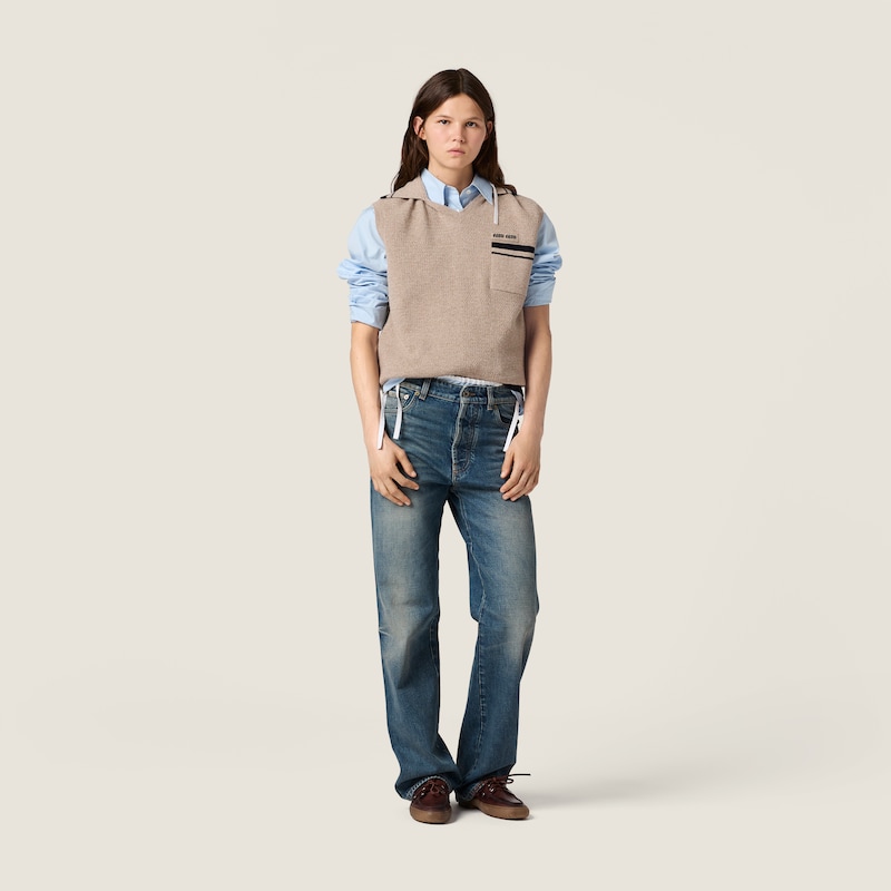 Cashmere vest