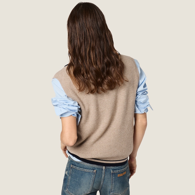 Cashmere vest