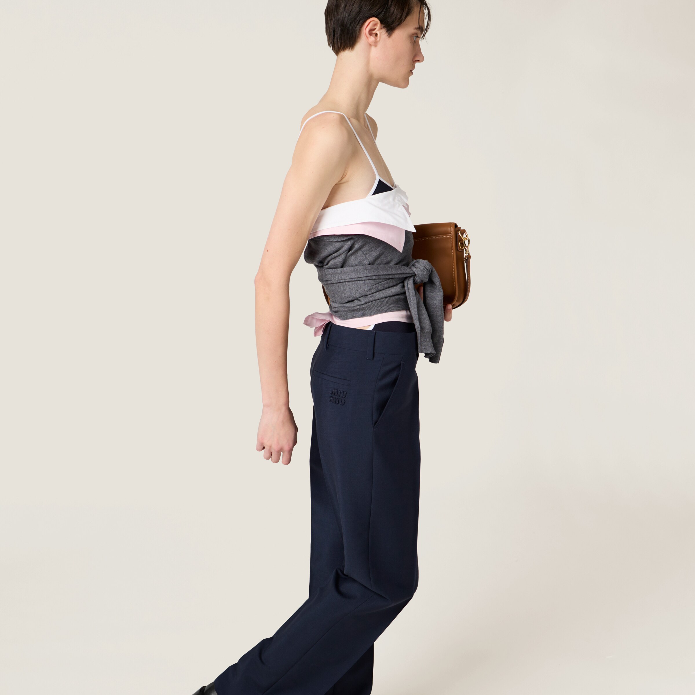【MIUMIU】キッドモヘヤパンツ ロゴ ストレート ウール ネイビー ネイビー キッドモヘヤ パンツ | Miu Miu