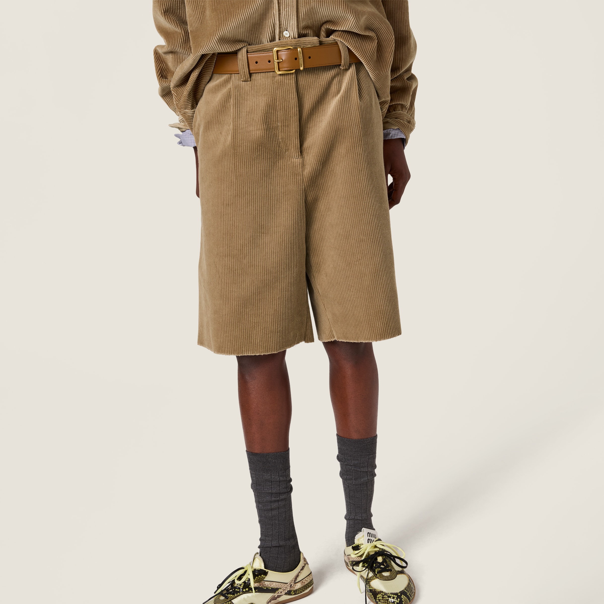 Corduroy shorts - thumbnail 5