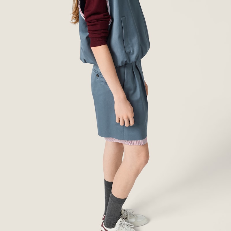 チノ バミューダパンツ