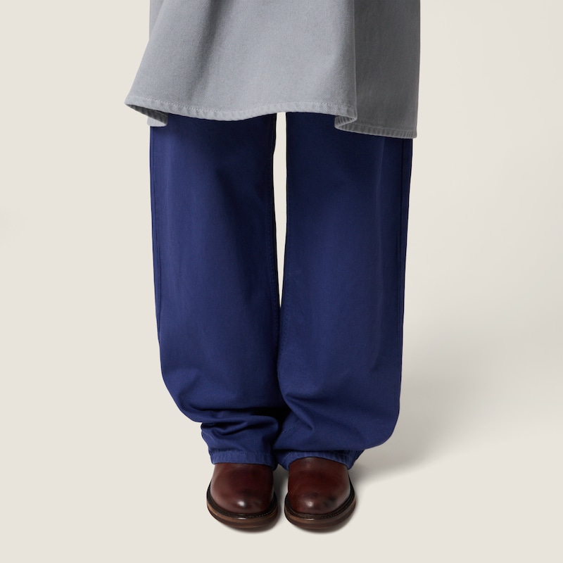 Garment-dyed gabardine pants