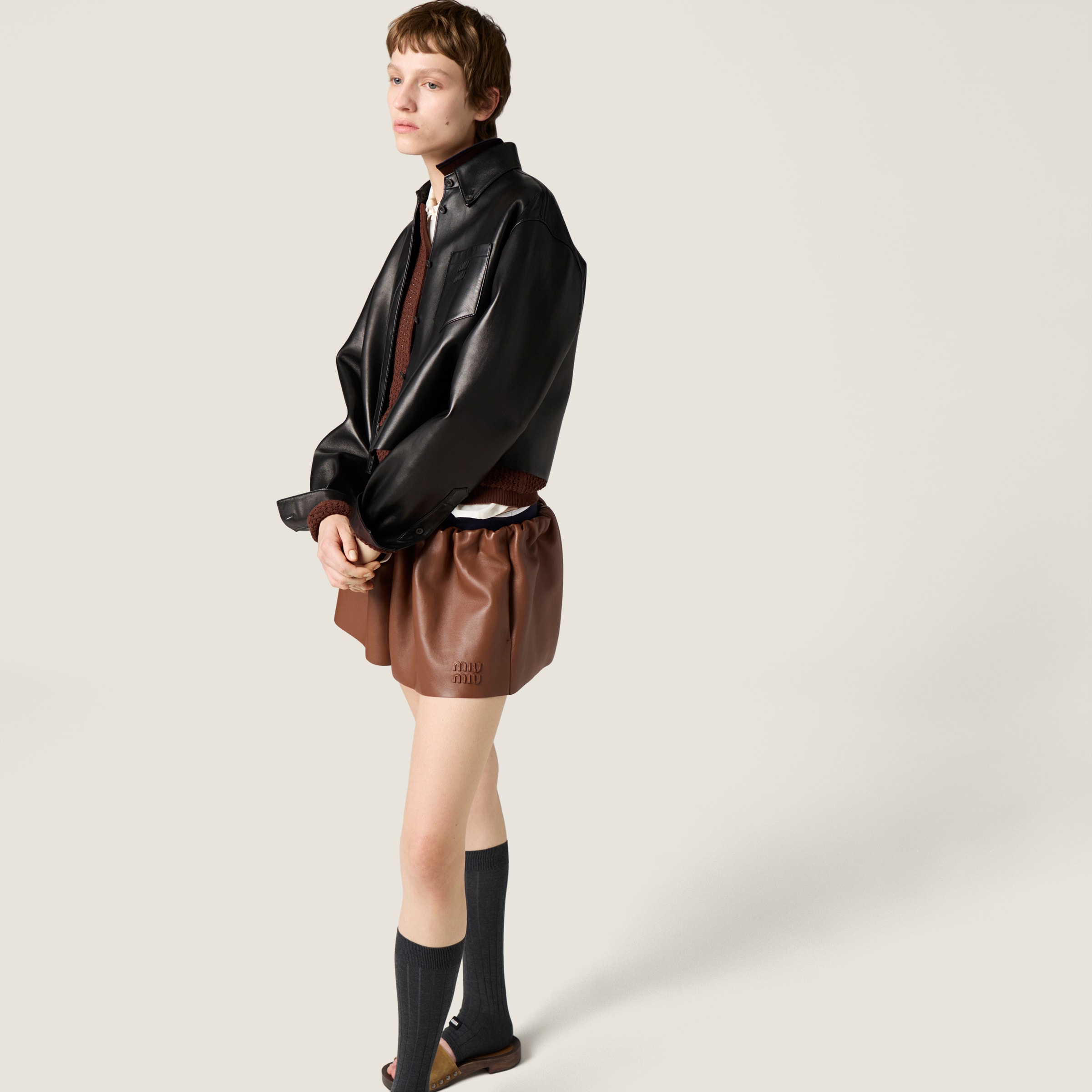 ◆完売前に◆【MiuMiu】プランジェ ナッパレザー ミニスカート ブラウン プランジェ ナッパレザー ミニスカート | Miu Miu