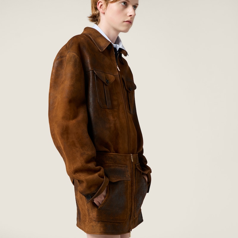 蜡面绒面皮革迷你半身裙