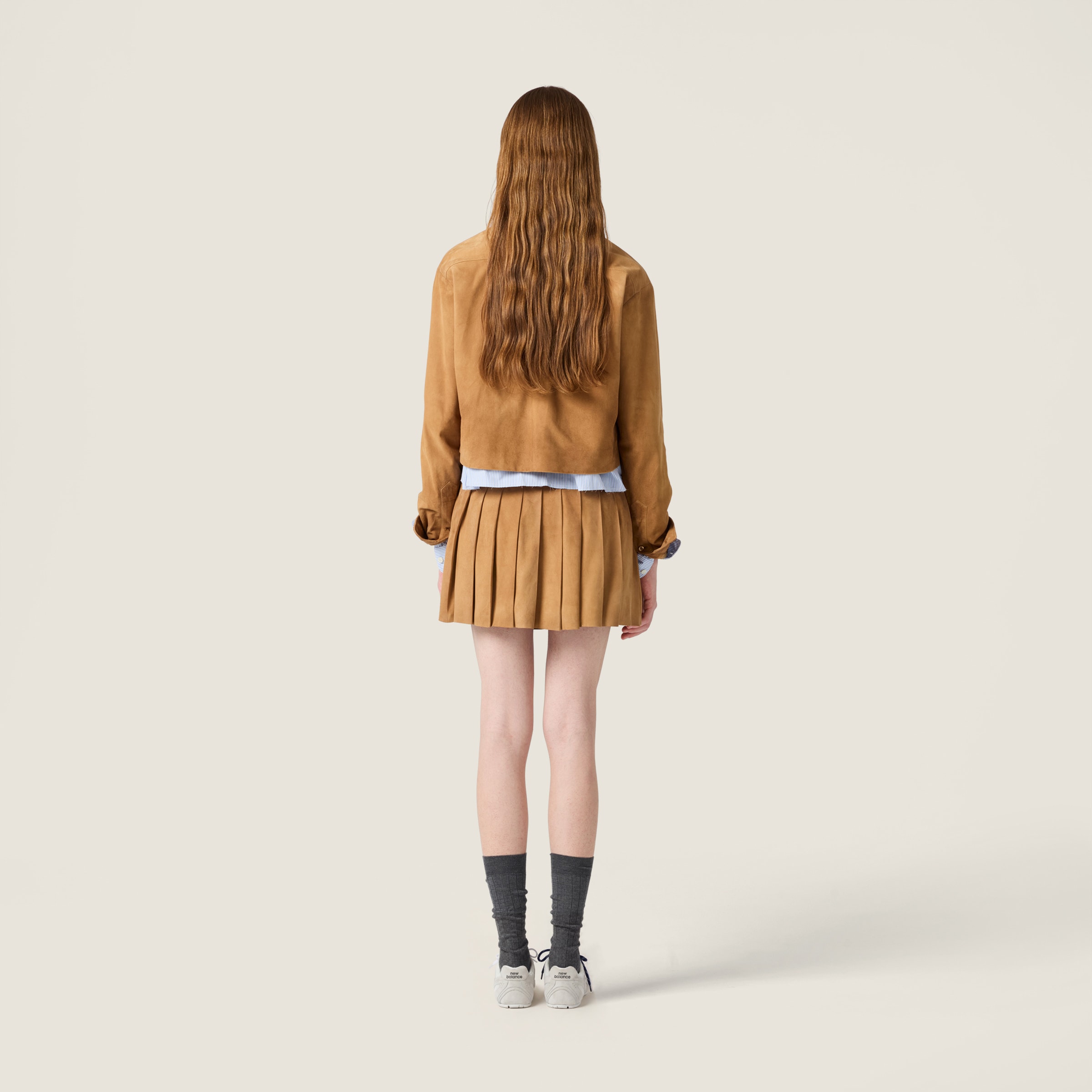 Pleated waxed suede mini-skirt - thumbnail 3