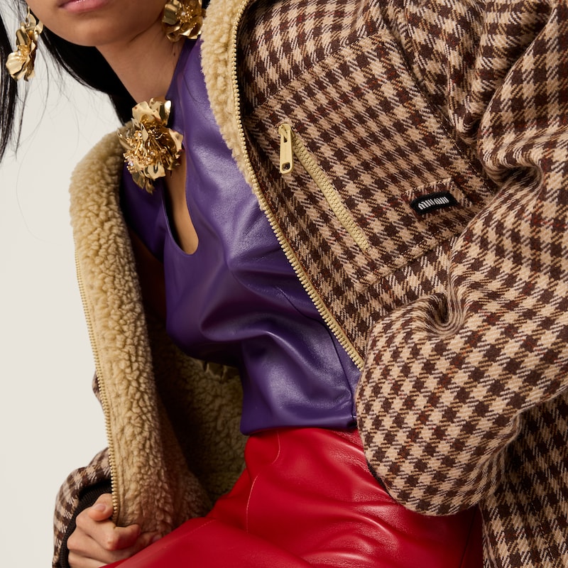 Nappa leather top with buckle