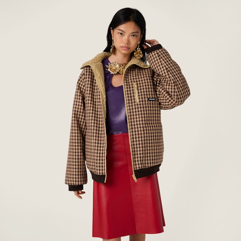 Nappa leather top with buckle