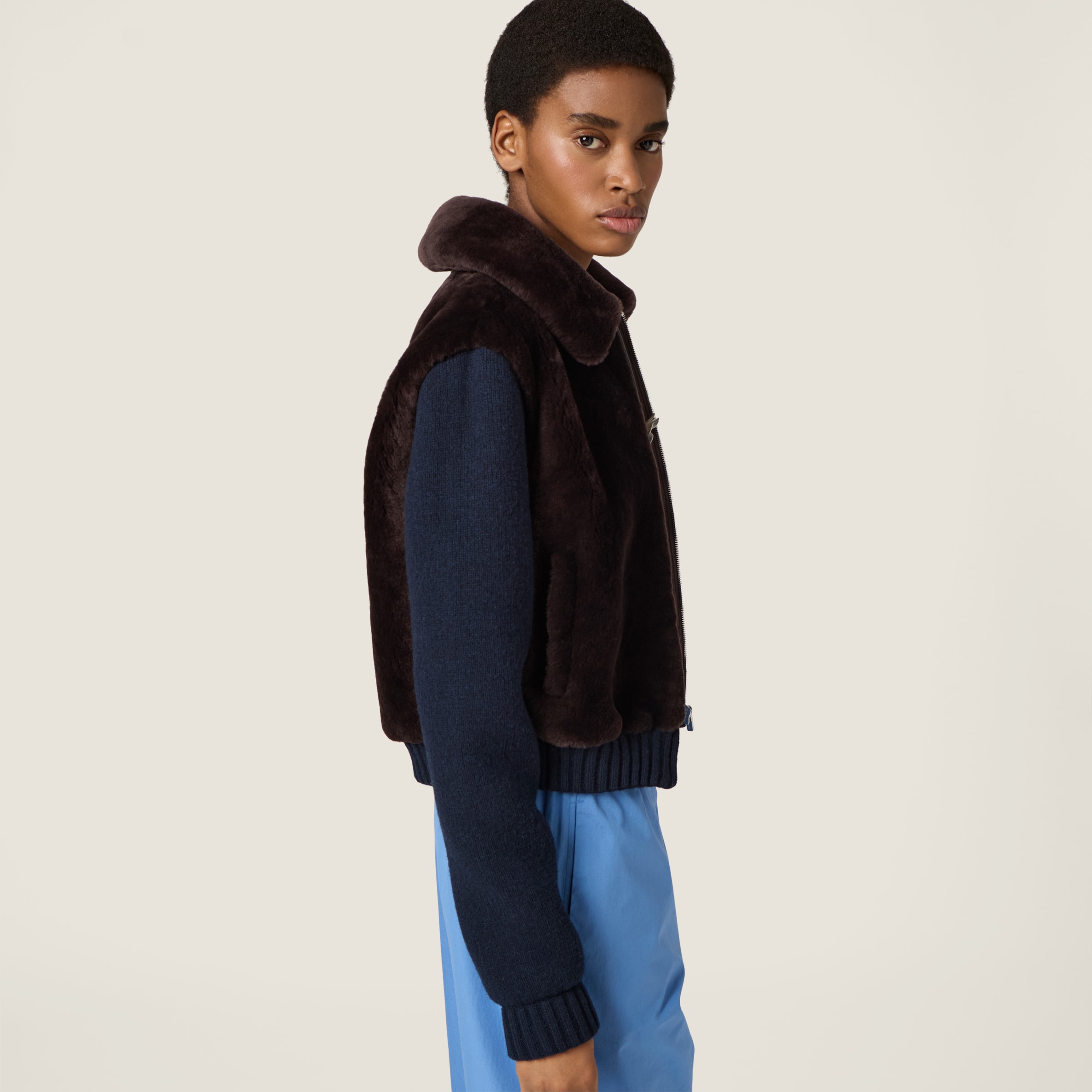 ダークブラウン シアリングxニット ブルゾンジャケット | Miu Miu