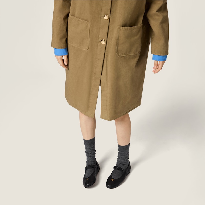 Manteau droit en gabardine ancienne