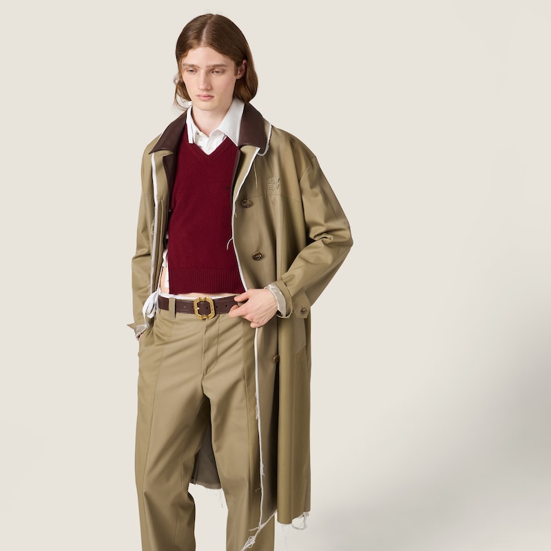 Single-breasted chino and leather coat