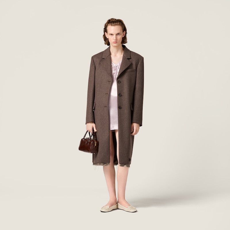 Single-breasted cloth coat