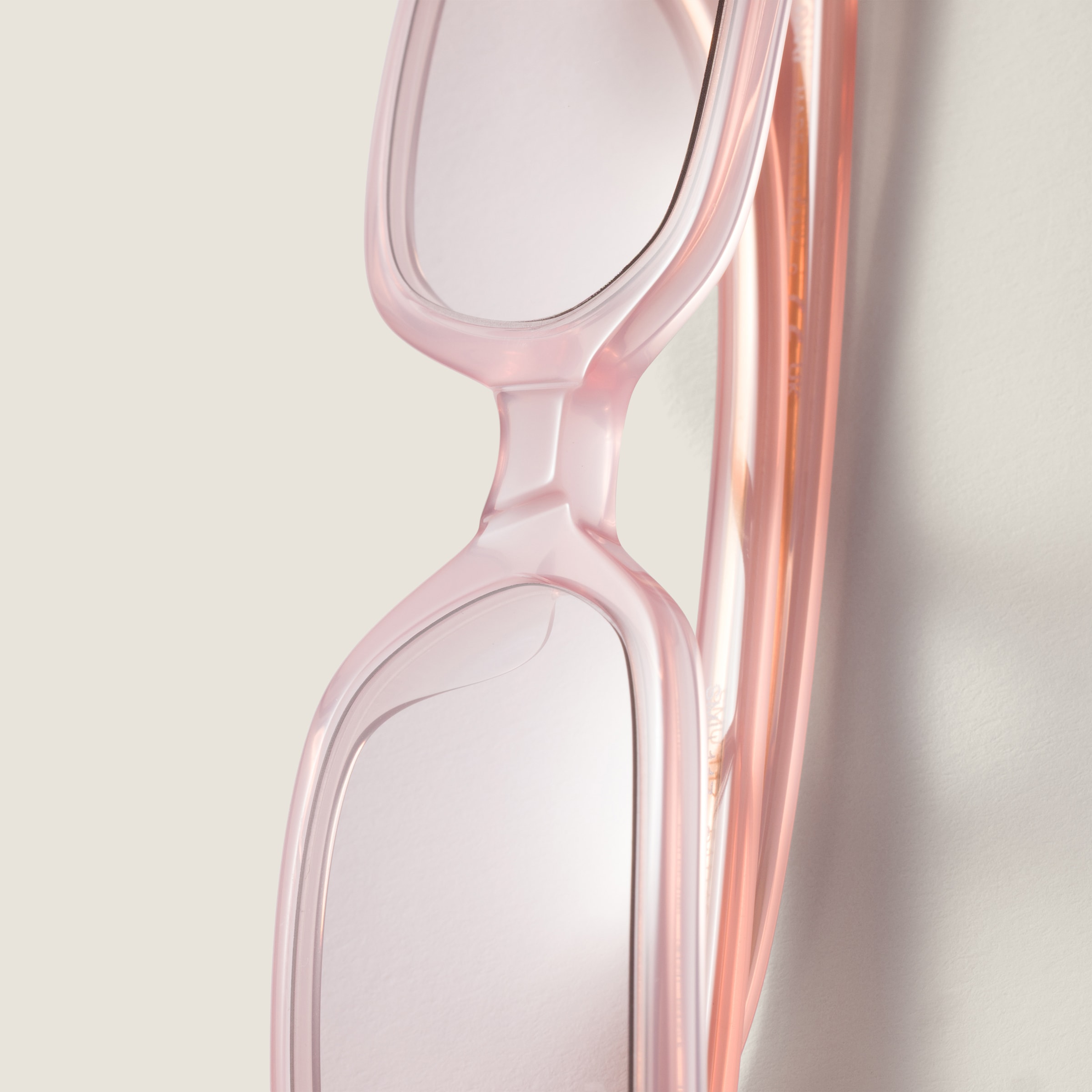 Miu Miu Miu Regard Sunglasses In Pink