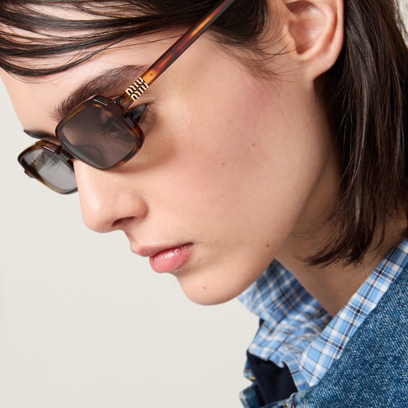 Miu Regard sunglasses