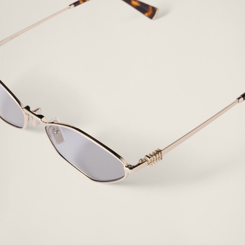 Miu Miu Logo sunglasses