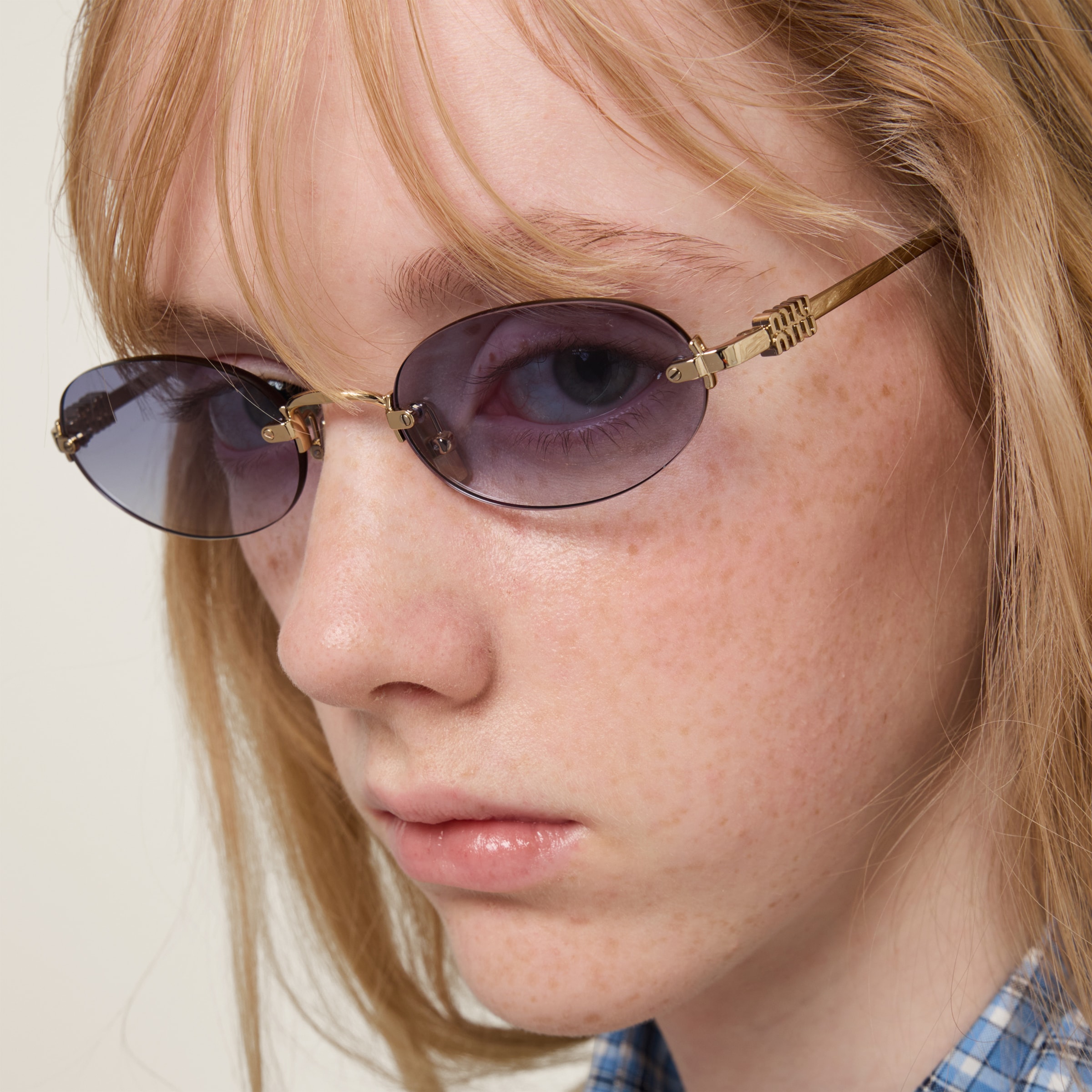 Indigo Lenses Miu Miu Logo Sunglasses | Miu Miu