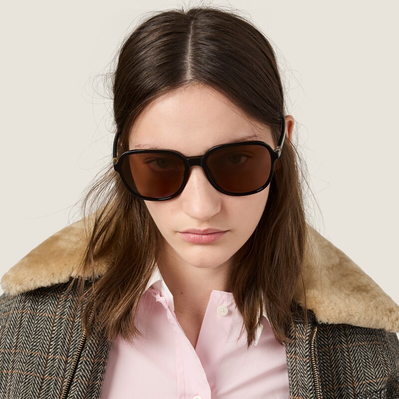 Miu Regard sunglasses