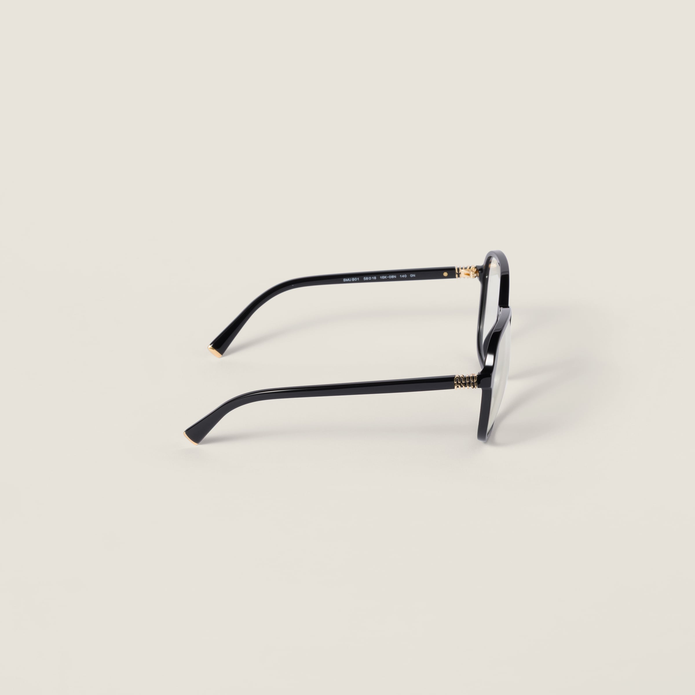Miu Miu Miu Regard Sunglasses In Black