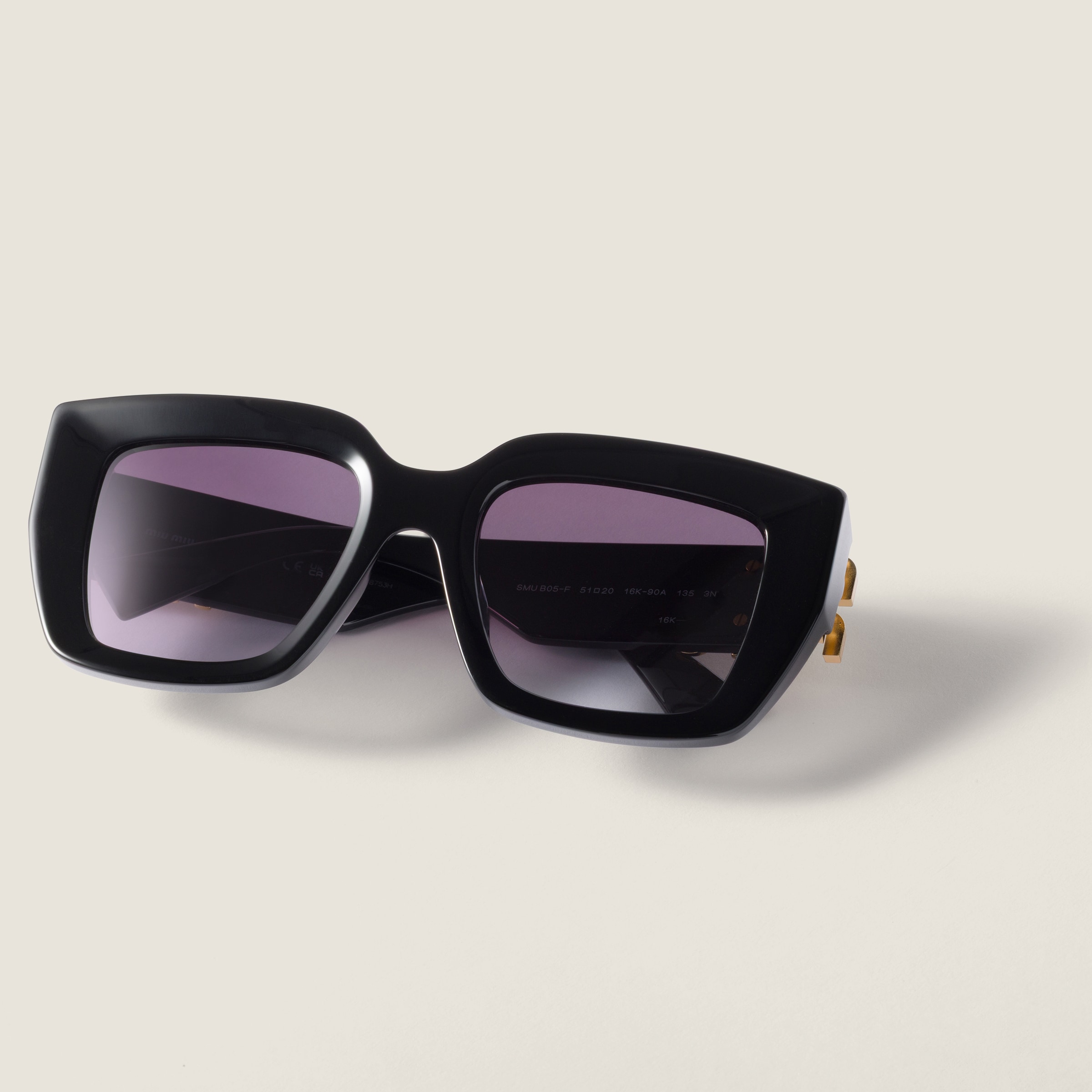 Miu Miu Miu Glimpse Sunglasses In Black