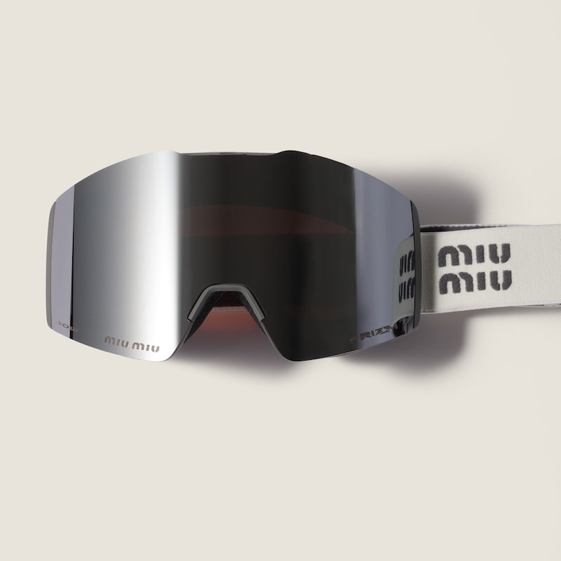 Miu Miu by Oakley 滑雪护目镜