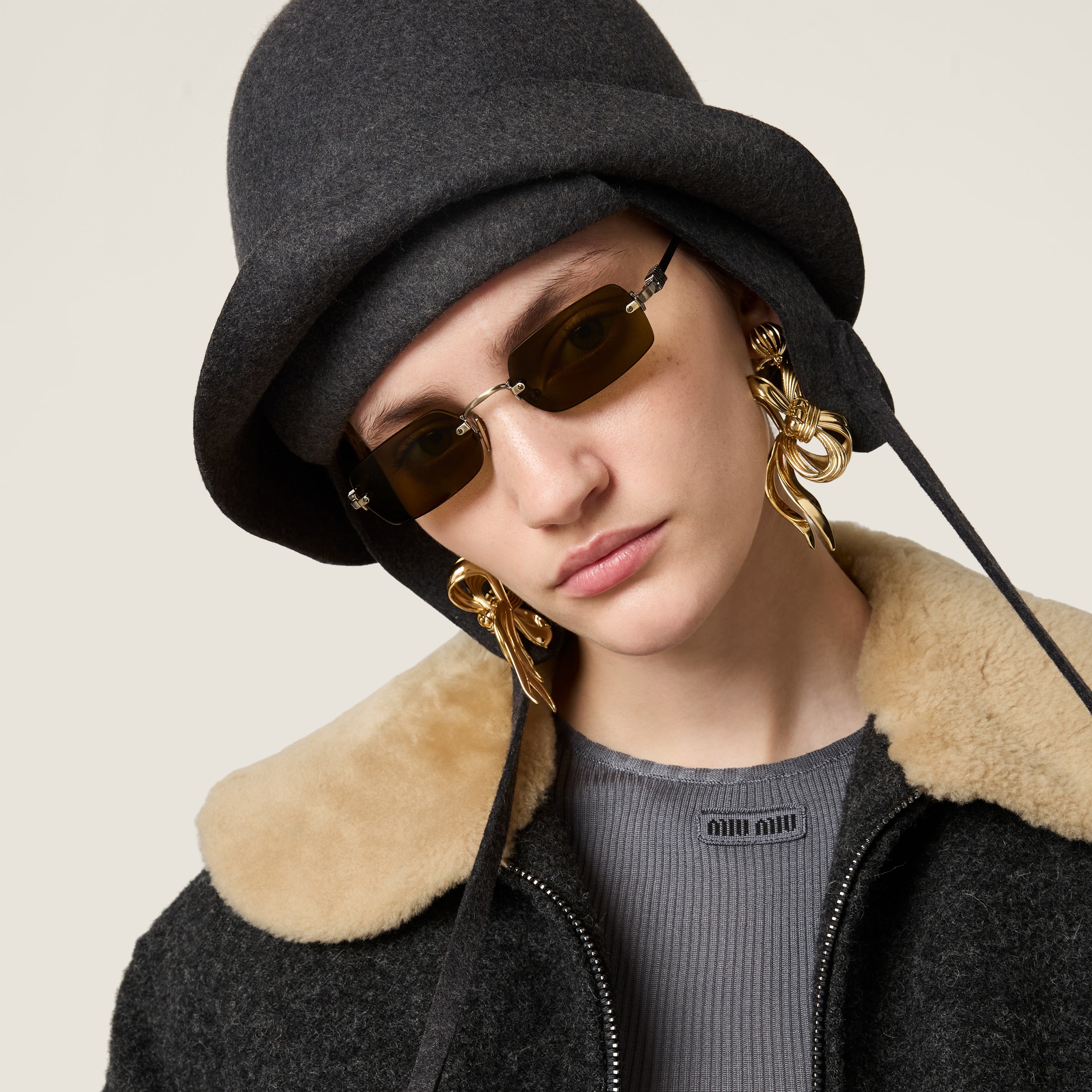 ライトグリーンレンズ ミュウミュウ アイウェア コレクション