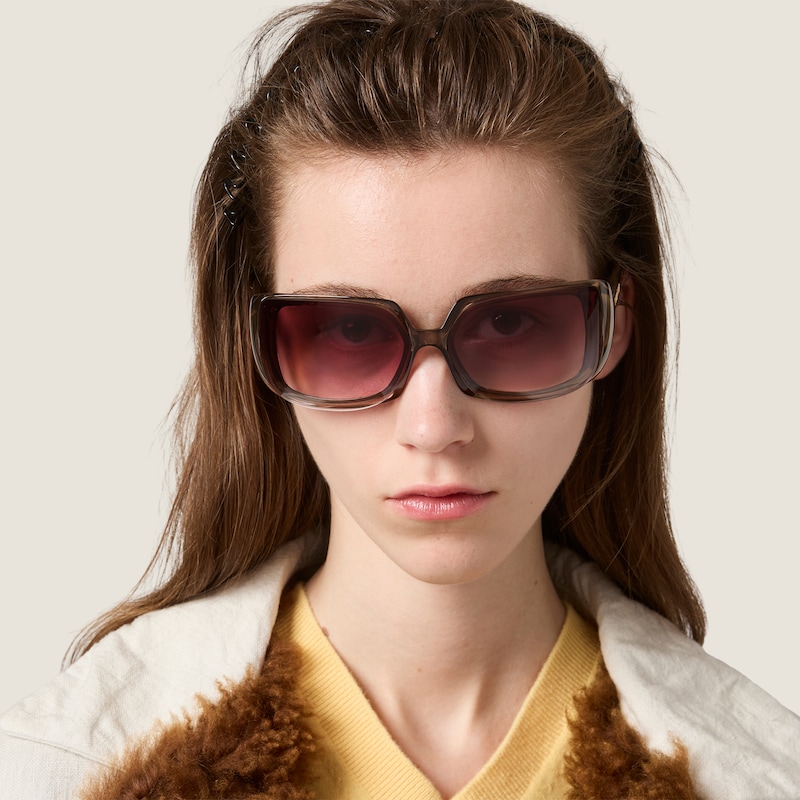 Lunettes de soleil Miu Miu Runway