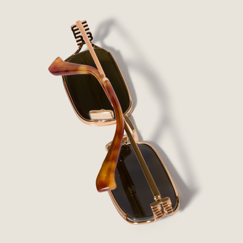 Miu Logo sunglasses